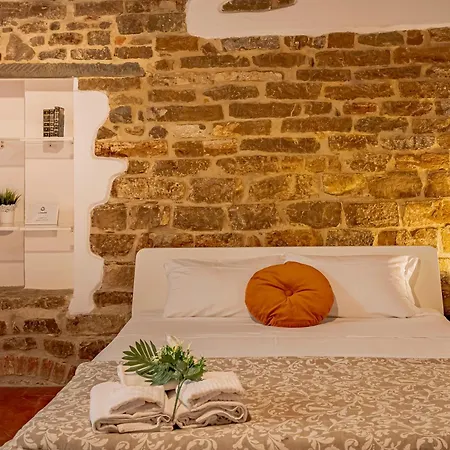 Dante's Dei Cerchi Guest house Florence